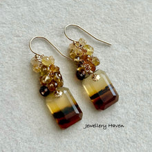 Load image into Gallery viewer, Montana agate with tourmaline cluster earrings