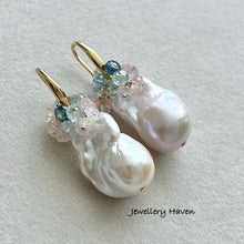 Charger l&#39;image dans la galerie, Baroque pearls, aquamarine and pink morganite cluster earrings
