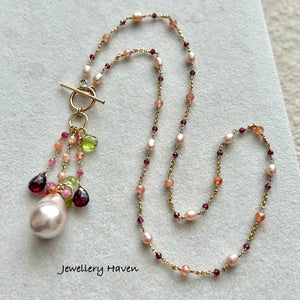 Summer blooms Edison pearl necklace