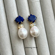 Load image into Gallery viewer, Lapis lazuli studs and Edison pearl earrings (detachable)