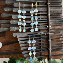 Cargar imagen en el visor de la galería, Rainbow moonstone earrings #2