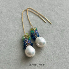 Charger l'image dans la galerie, Edison pearl, blue sapphire, tanzanite, emerald threader earrings
