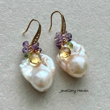 Carica l&#39;immagine nel visualizzatore di Gallery, Summer wisteria baroque pearl earrings