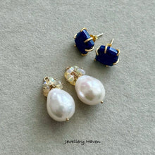 Load image into Gallery viewer, Lapis lazuli studs and Edison pearl earrings (detachable)