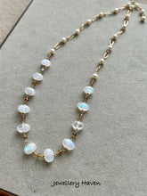 Load image into Gallery viewer, Moonstone and Pearl necklace
