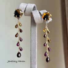 Charger l&#39;image dans la galerie, Montana agate studs with garnet and tourmaline earrings (detachable)