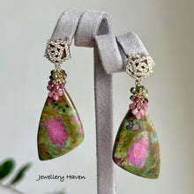 Cargar imagen en el visor de la galería, Ruby fuchsite and tourmaline earrings