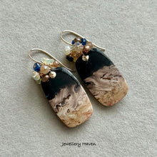 Charger l'image dans la galerie, Palm root agate earrings