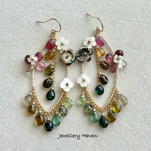 Laden Sie das Bild in den Galerie-Viewer, Tourmaline chandelier earrings #1