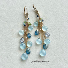 画像をギャラリービューアに読み込む, Aquamarine and blue sapphire tassel earrings