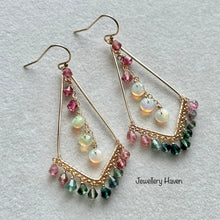 画像をギャラリービューアに読み込む, Tourmaline and Ethiopian opal chandelier earrings