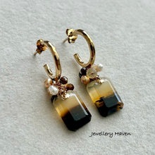 Load image into Gallery viewer, Montana agate hoop stud earrings