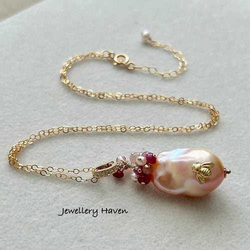 Bee pinkish peach baroque pearl pendant necklace