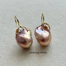 Load image into Gallery viewer, Metallic iridescent baroque pearl earrings #8