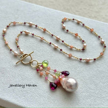 Carica l&#39;immagine nel visualizzatore di Gallery, Summer blooms Edison pearl necklace
