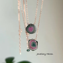 Cargar imagen en el visor de la galería, Watermelon tourmaline slice necklace #3 Rose Gold