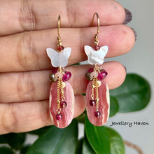 Laden Sie das Bild in den Galerie-Viewer, Rhodochrosite and mother of pearl butterfly earrings