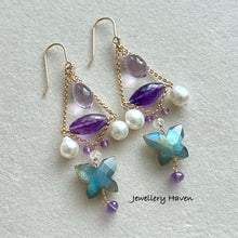 Charger l&#39;image dans la galerie, Labradorite butterfly and amethyst chandelier earrings