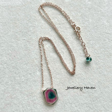 Cargar imagen en el visor de la galería, Watermelon tourmaline slice necklace #4 Rose Gold