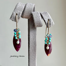 Laden Sie das Bild in den Galerie-Viewer, Ruby, turquoise earrings