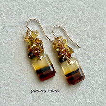 Load image into Gallery viewer, Montana agate with tourmaline cluster earrings