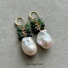 Load image into Gallery viewer, Green tourmaline and baroque pearl earrings