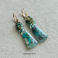 Charger l'image dans la galerie, Chrysocolla and copper in chalcedony earrings