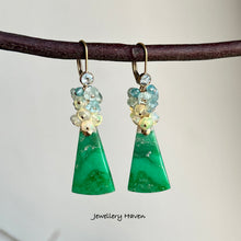 Laden Sie das Bild in den Galerie-Viewer, Variscite, aquamarine, Ethiopian opal earrings