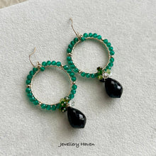 Load image into Gallery viewer, Green onyx and black spinel earrings