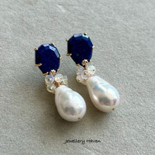 Load image into Gallery viewer, Lapis lazuli studs and Edison pearl earrings