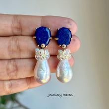 Load image into Gallery viewer, Lapis lazuli studs and Edison pearl earrings