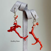 Laden Sie das Bild in den Galerie-Viewer, Red branch coral earrings