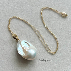Rare blue overtone Baroque Pearl necklace